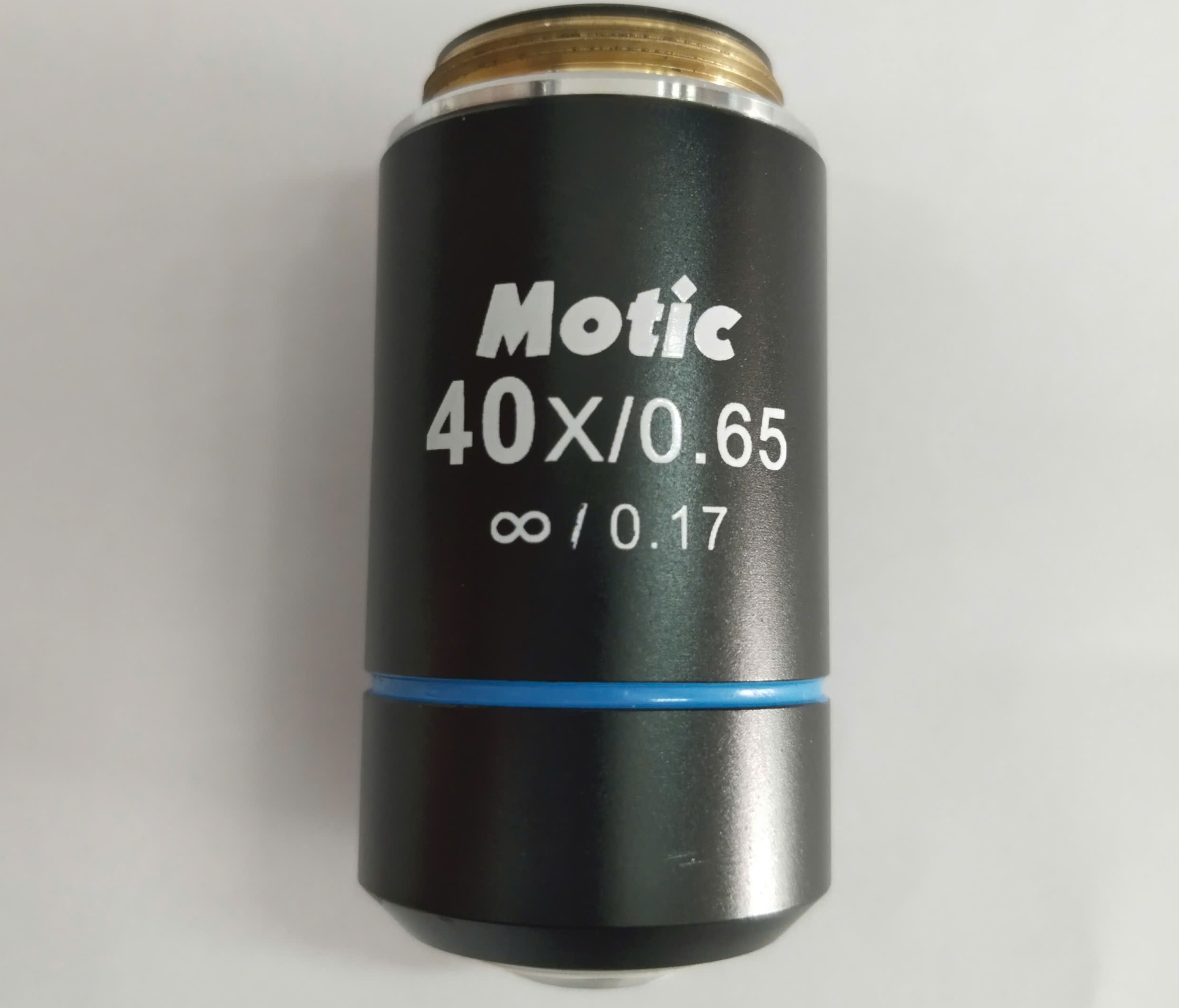 độ phóng đại 40x