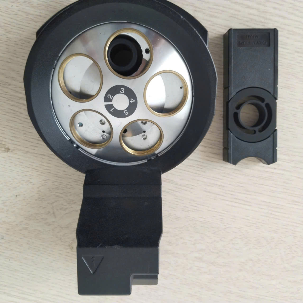 Mâm xoay vật kính hiển vi Olympus U – D5BDREMC