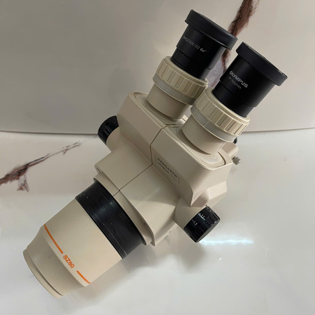 Kính hiển vi Olympus SZ6045TR 3 mắt