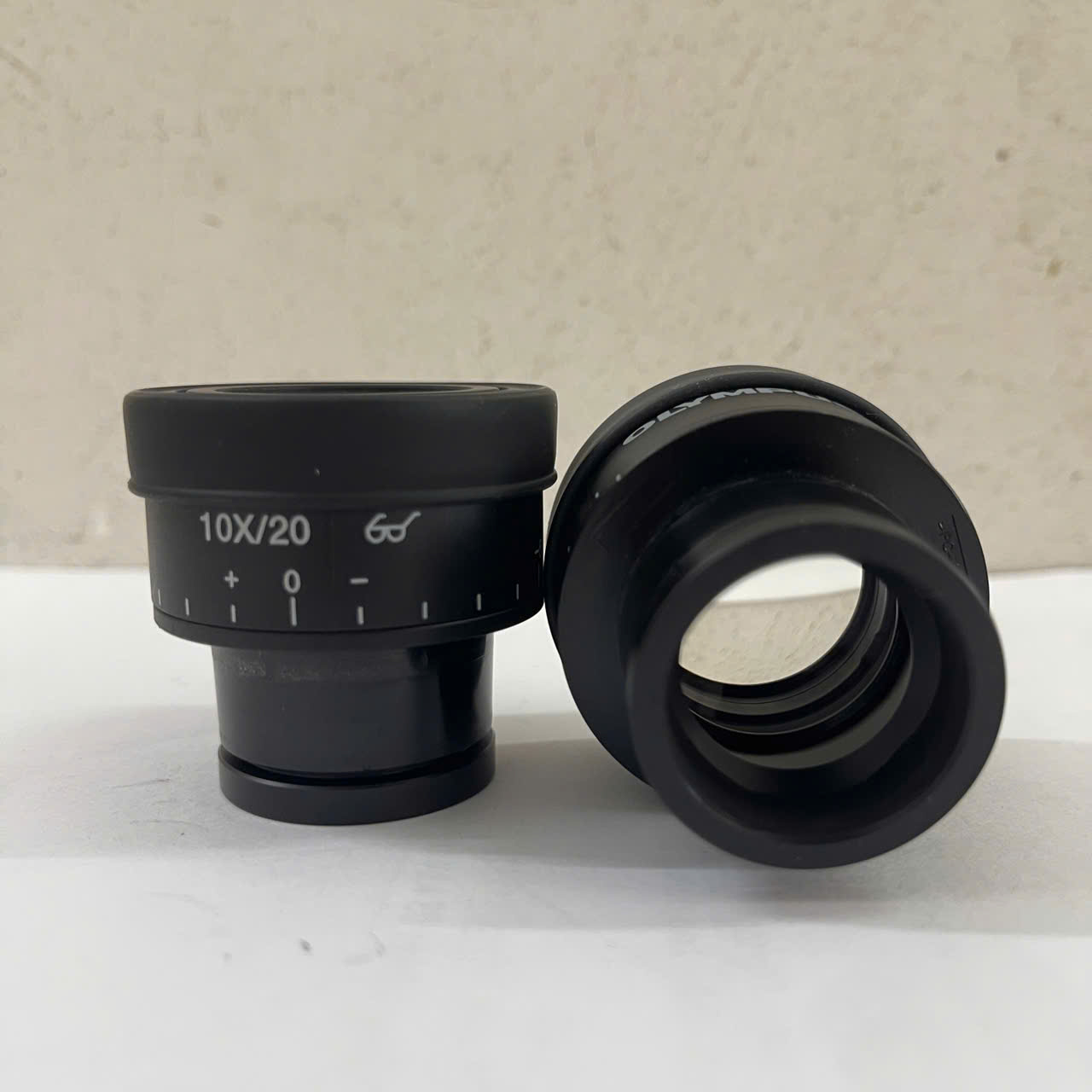 Thị kính hiển vi Olympus 10×20 CX23